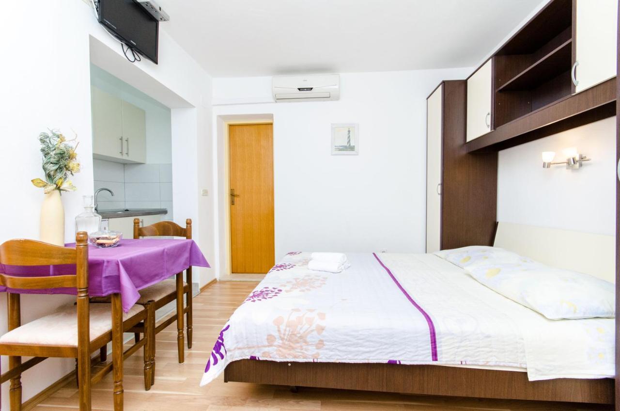 Knezovicapartments Живогошче Экстерьер фото