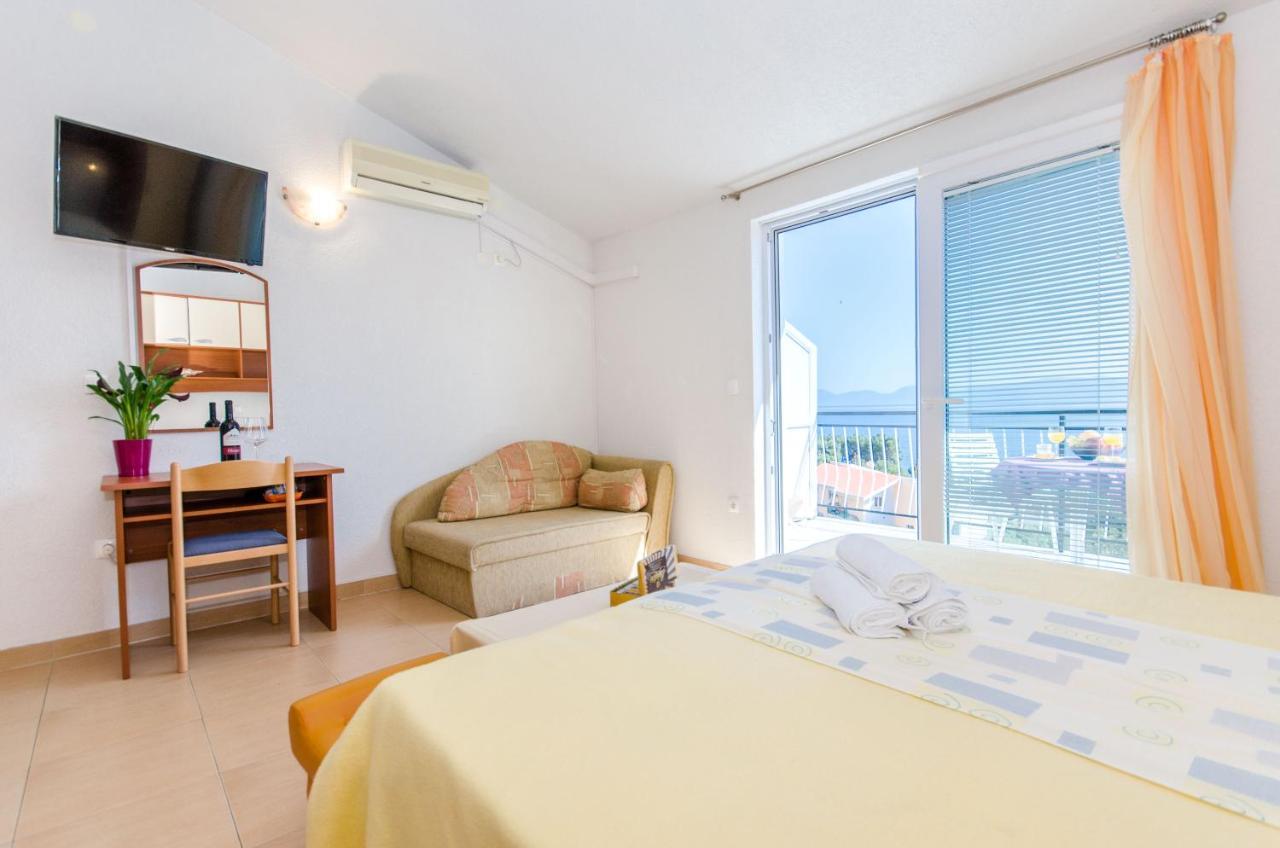 Knezovicapartments Живогошче Экстерьер фото