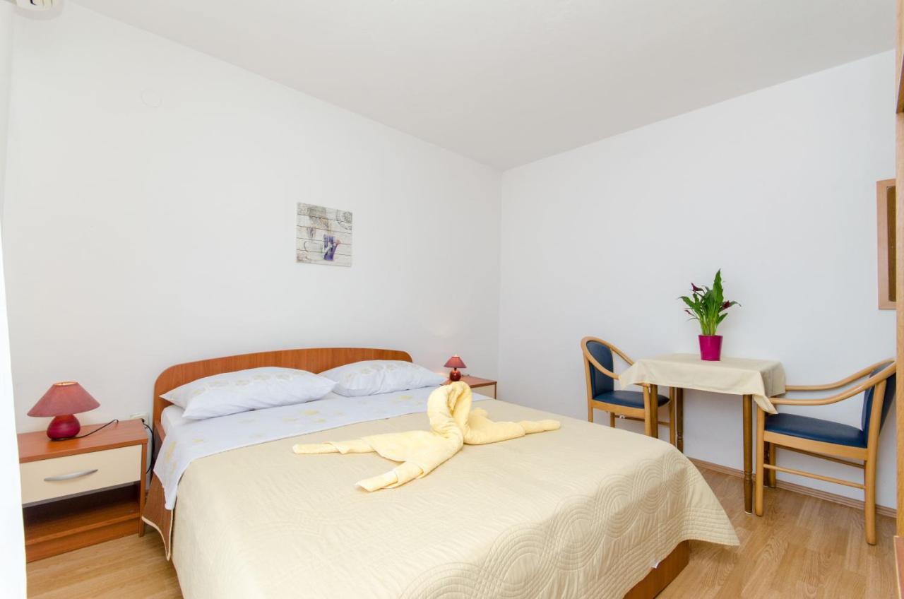 Knezovicapartments Живогошче Экстерьер фото