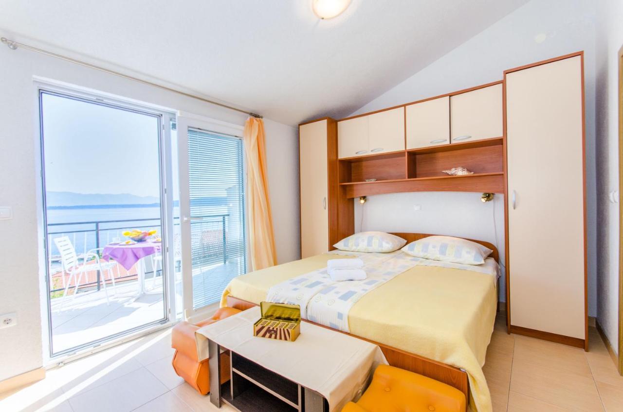 Knezovicapartments Живогошче Экстерьер фото