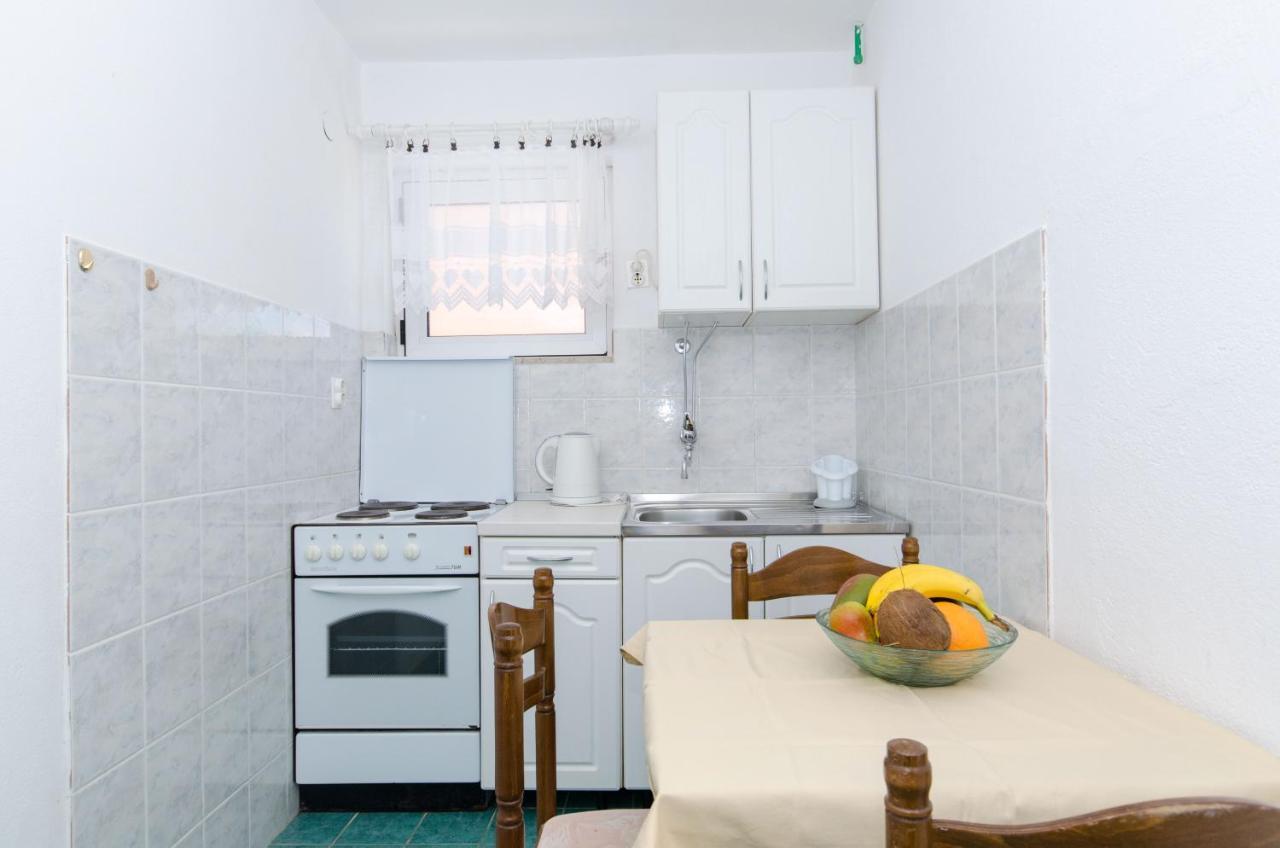 Knezovicapartments Живогошче Экстерьер фото